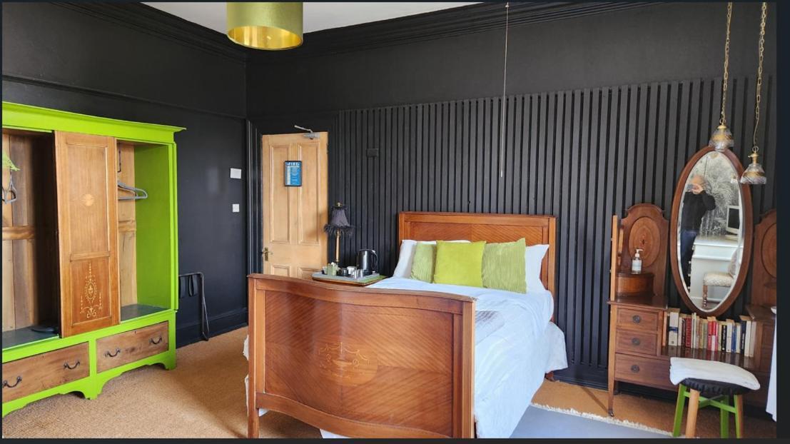 Cornerstones Guest House Sale Dış mekan fotoğraf